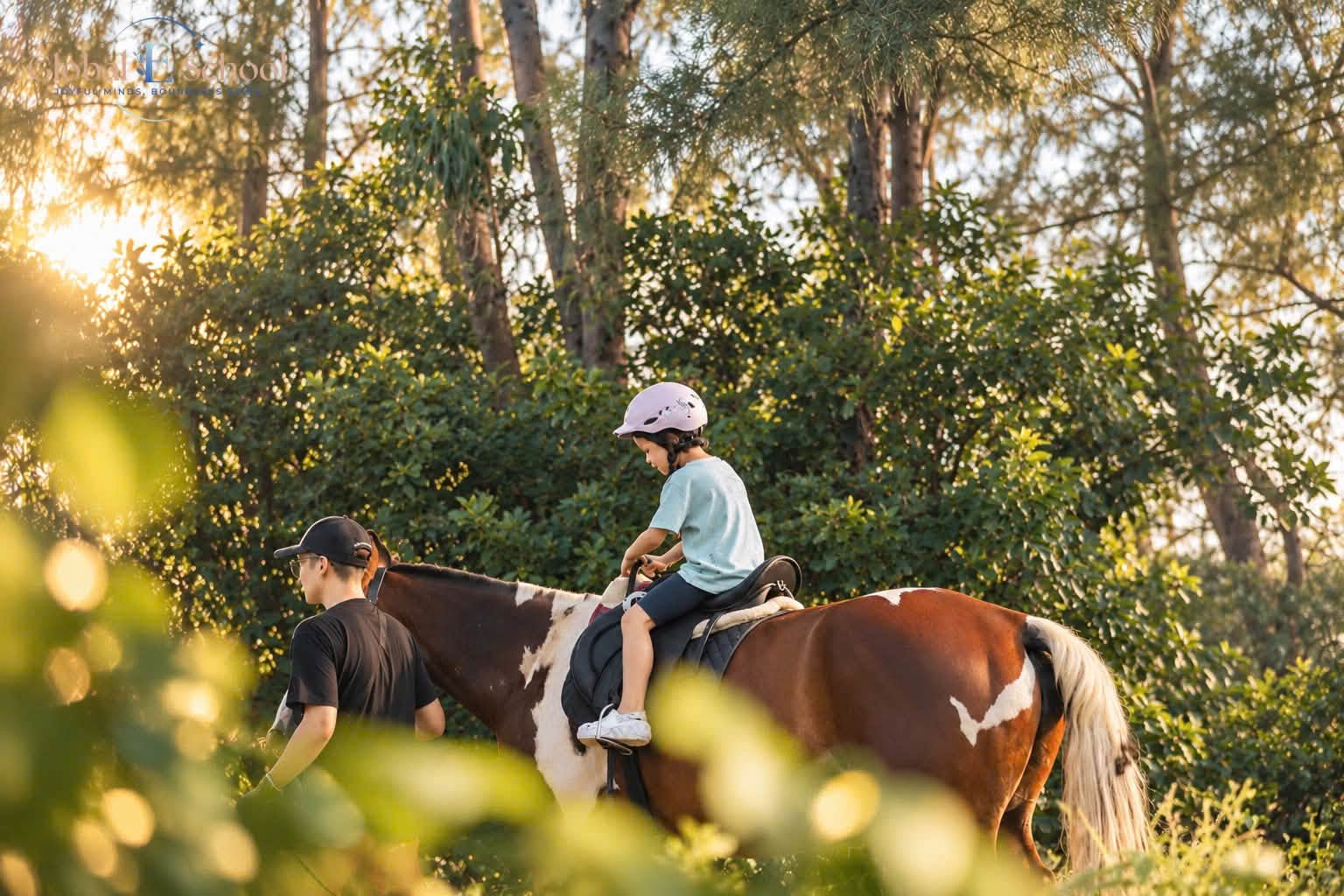 GES STUDENTS EXPERIENCE HORSE RIDING 