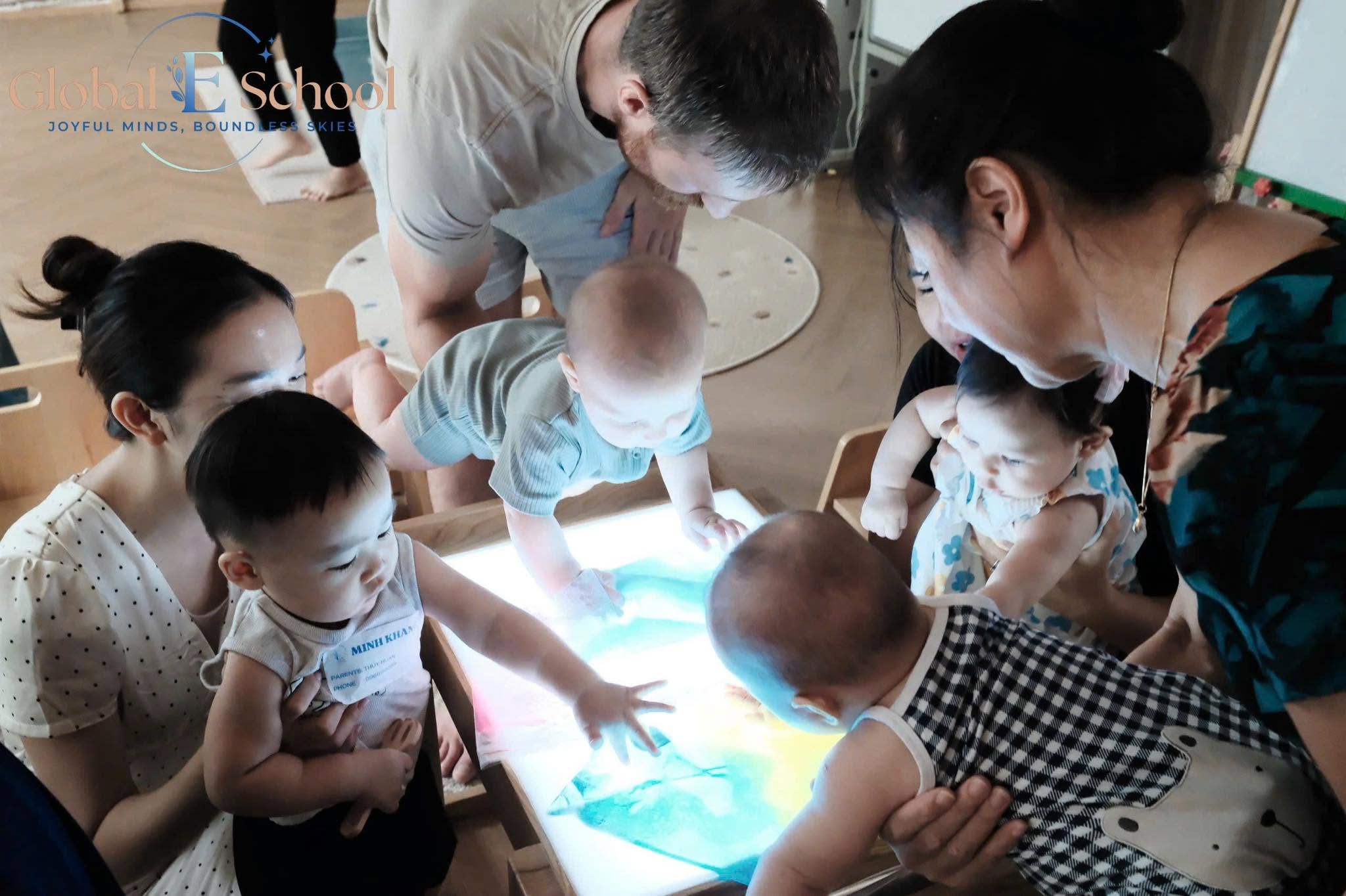 HELLO, WE ARE THE BABIES OF THE BABY BELUGA CLASS!